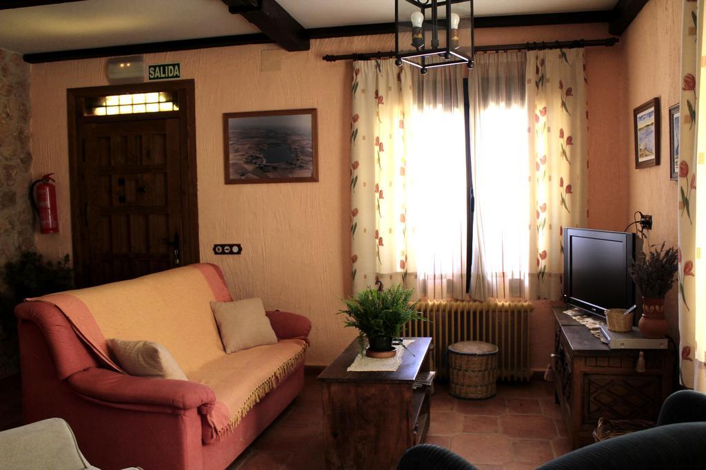 Casa Rural Santa Elena Villafranca de los Caballeros Exteriér fotografie